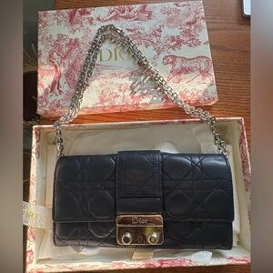 Dior Cannage Wallet On Chain